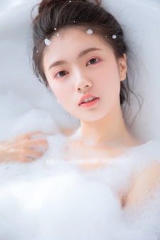 无码一区二区
